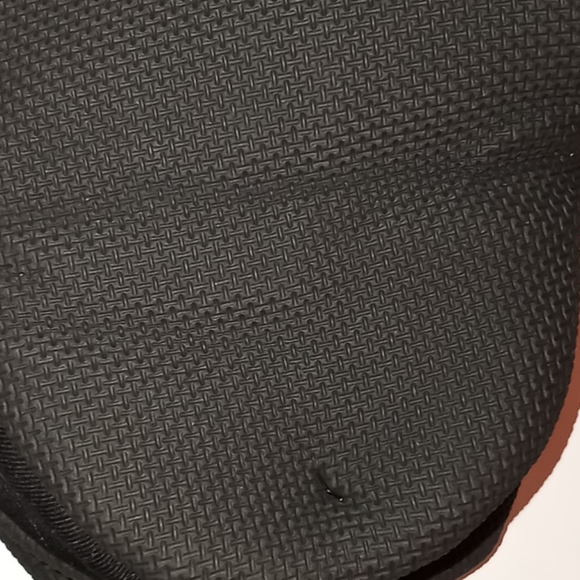 DISNEY'S STAR WARS BABY YODA MINI OVEN MITTS - Picture 7 of 7